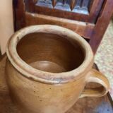 Pot en grès ancien