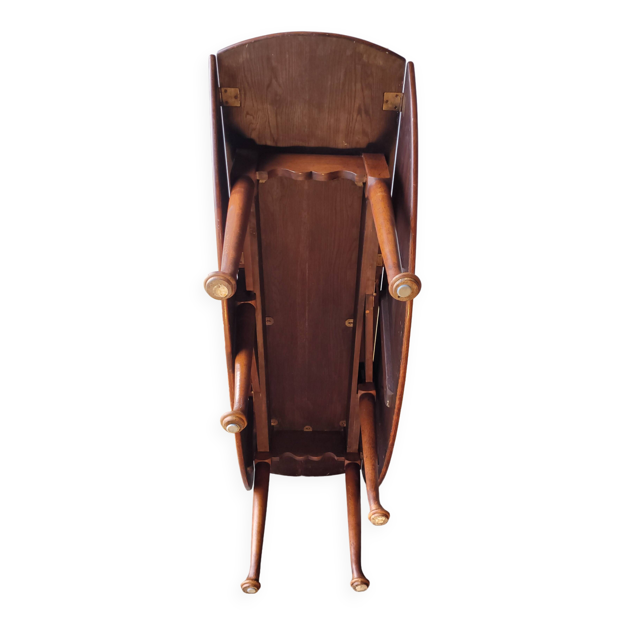 Amazing 19th century oval oak table