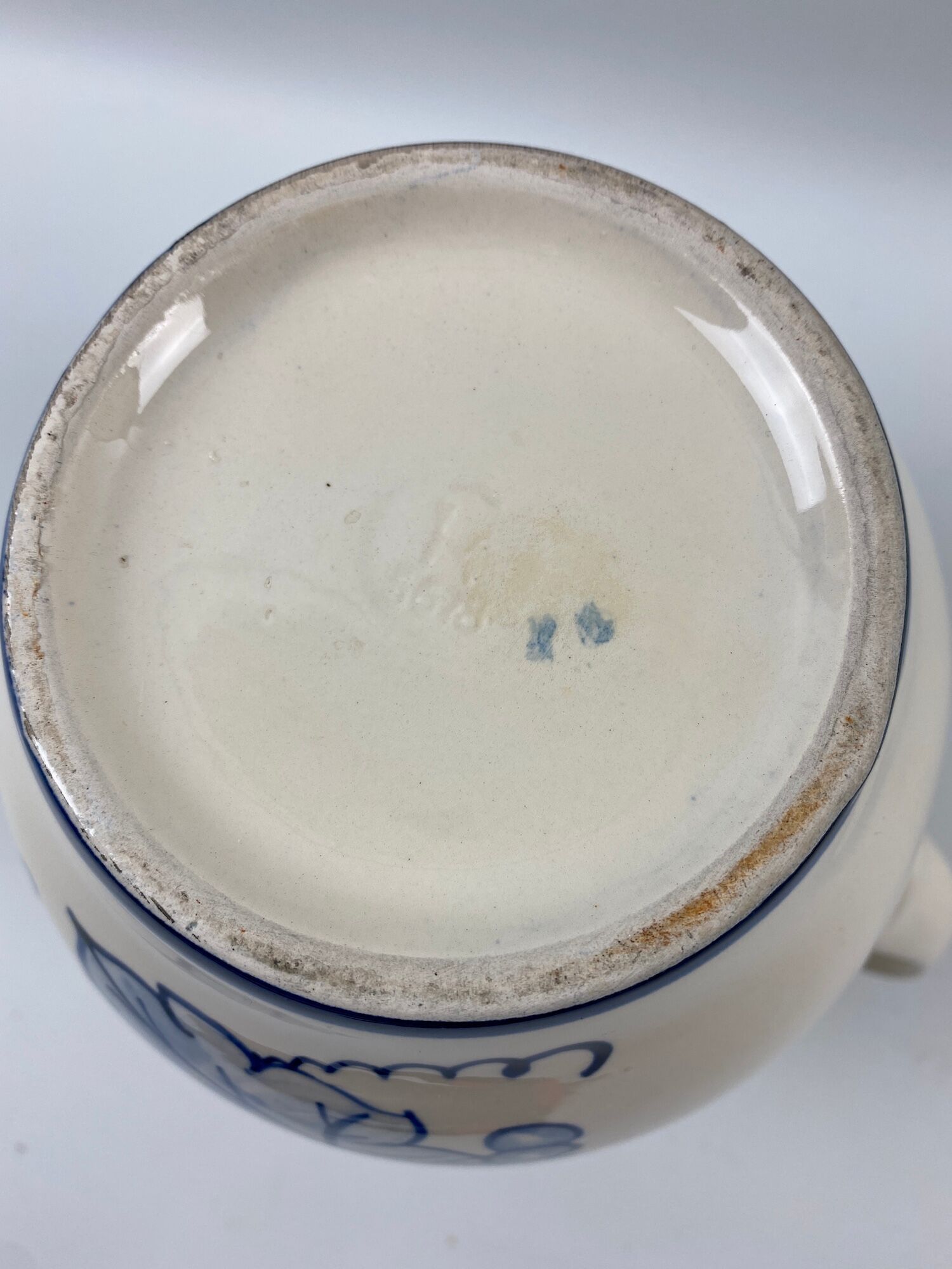 Ceramic pitcher decorated grapes