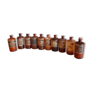 Set de 10 pots a pharmacie 19 ème en verre marron