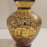 Vase with silver inclusion for decoration