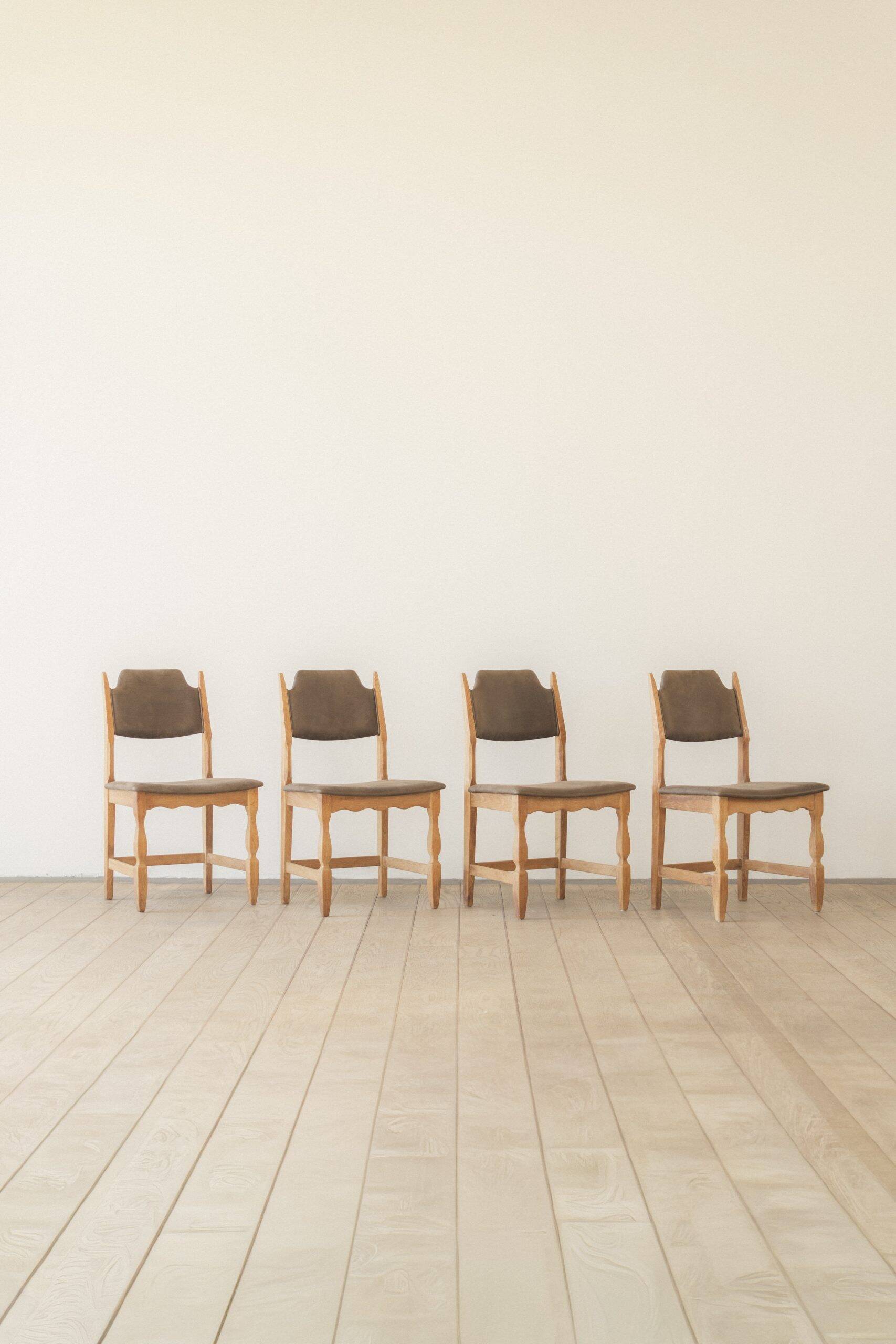 Henning Kjærnulf Razor Blade, chaise de salle à manger (ensemble de quatre)
