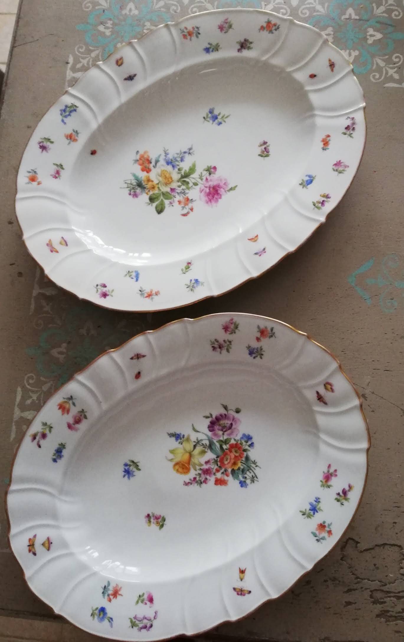 Set of two vintage Bohemian oval porcelain dishes