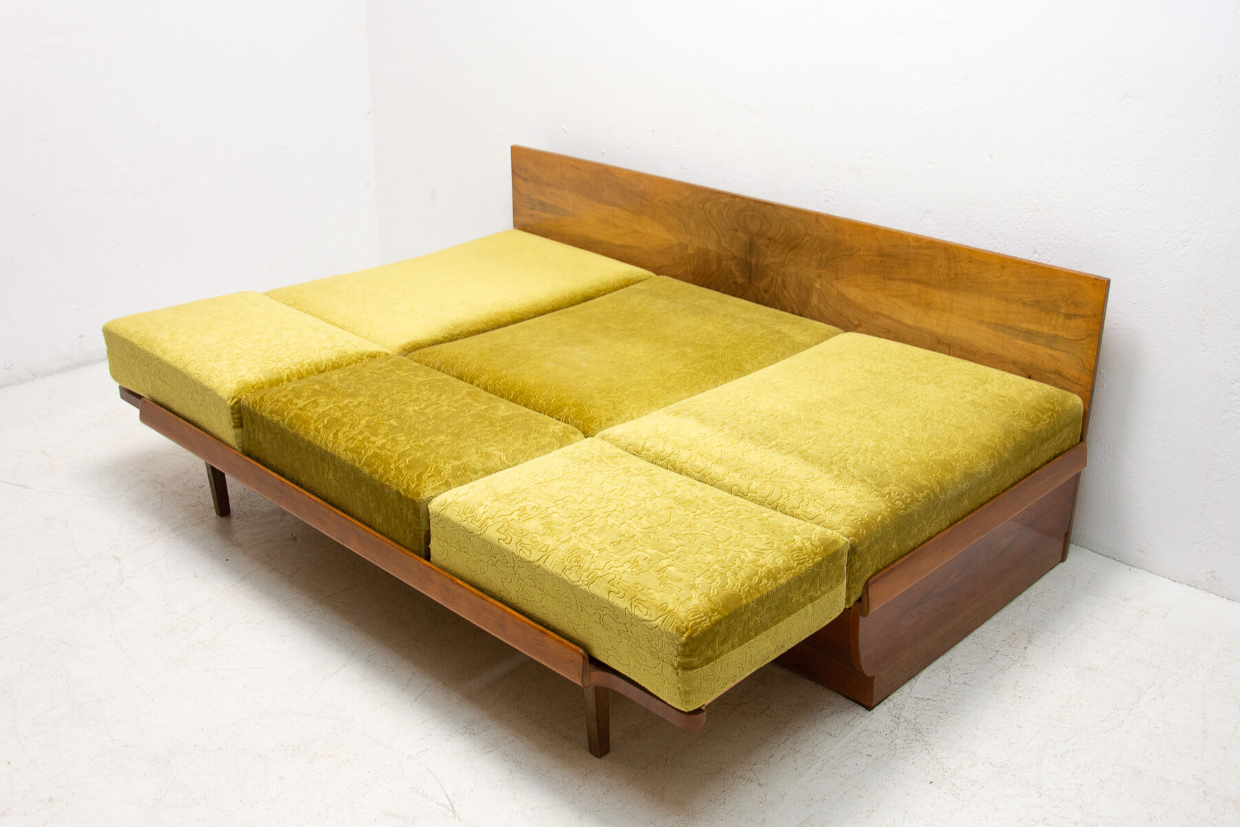 mid century sofabed in walnut by jindrich halabala for up zavody, 1950´s