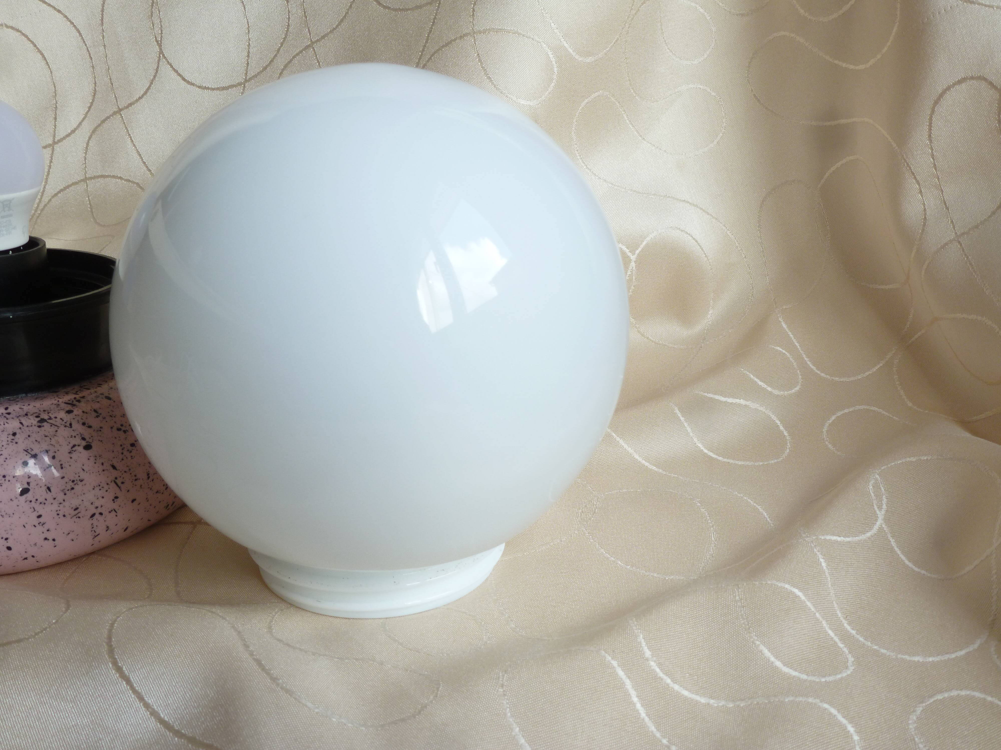 Ball lamp, ceramic and opaline ball lamp, mood and living room lamp