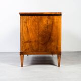 Commode allemande en noyer du XIXe siècle – Entièrement restaurée, vernis à l'ancienne