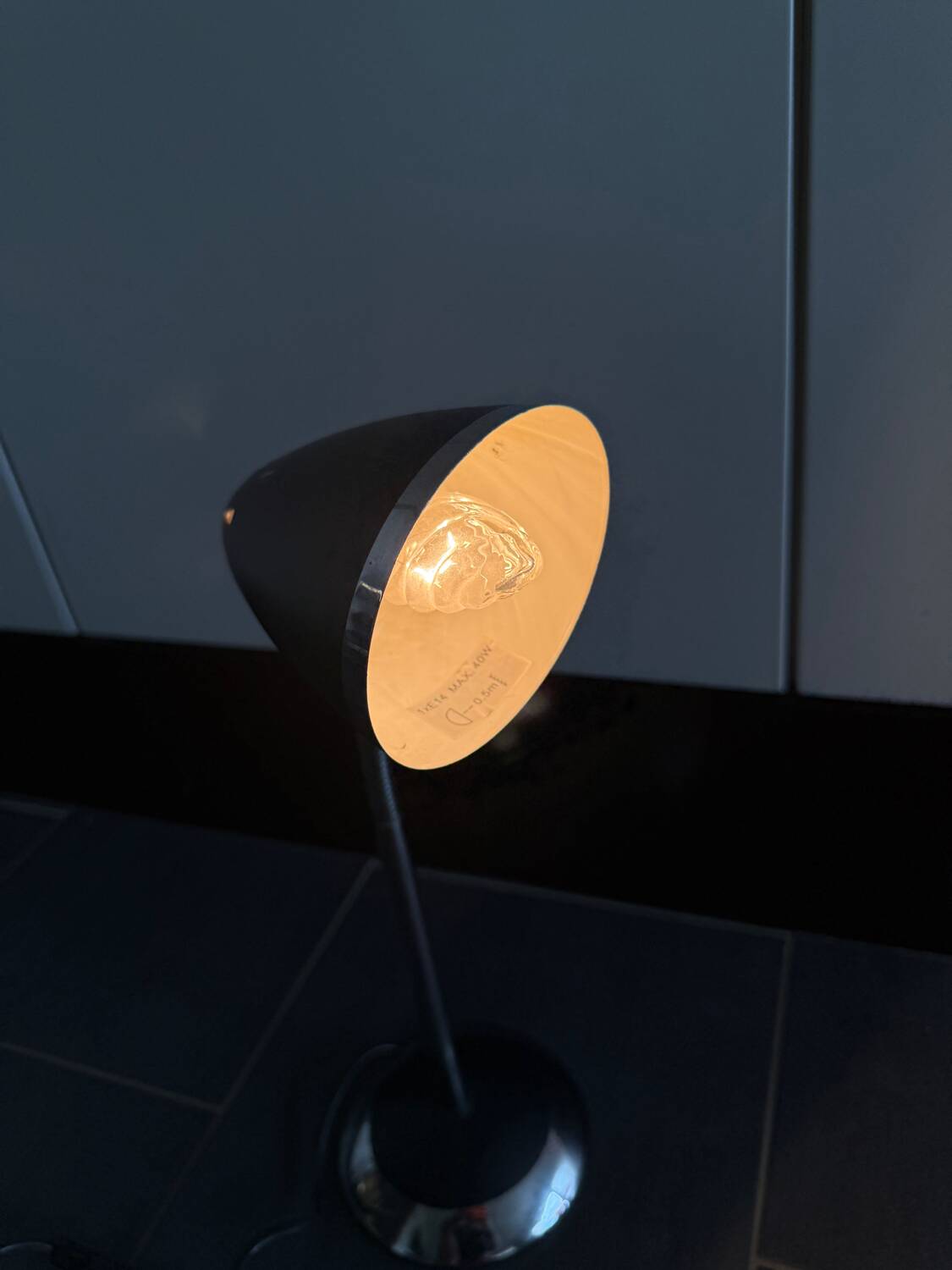 Sandy desk lamp by Seylumiere