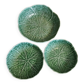 Set of 3 slip salad bowls in the shape of a cabbage leaf