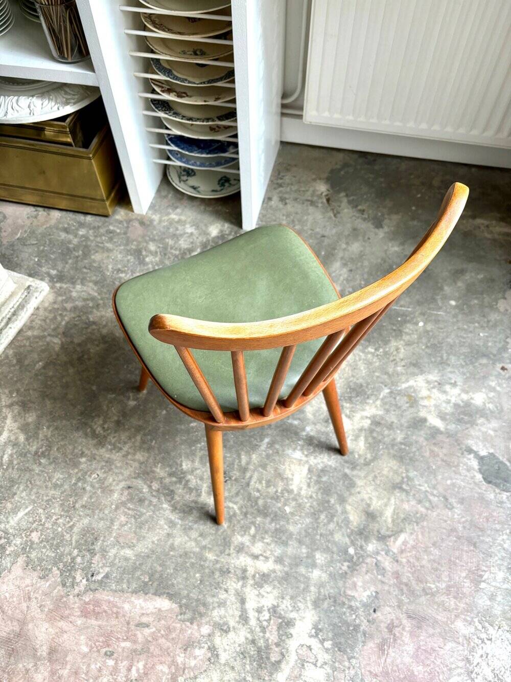Baumann bistro chair in light wood and green skai, “Menuet” model