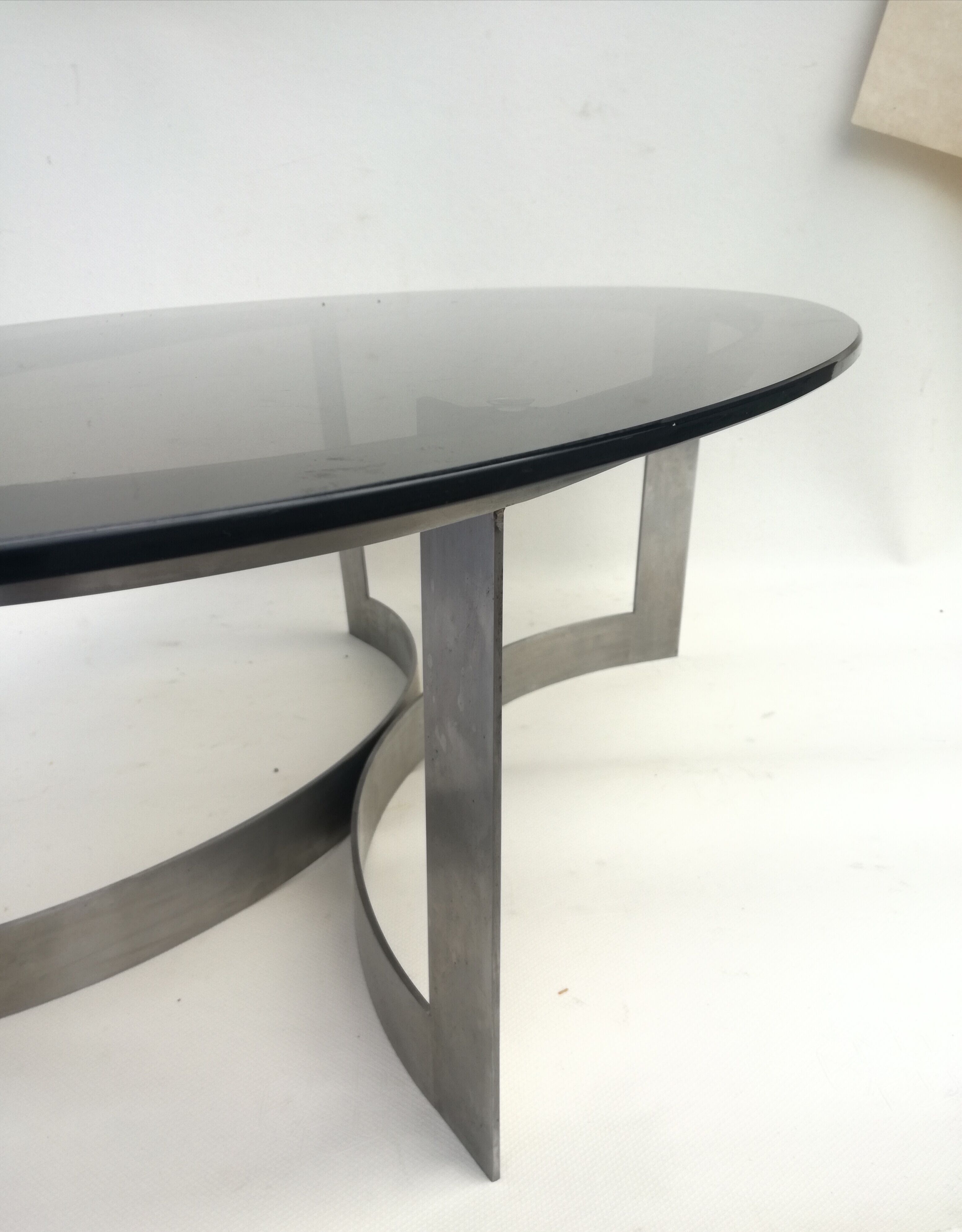 Egg-shaped coffee table 1970