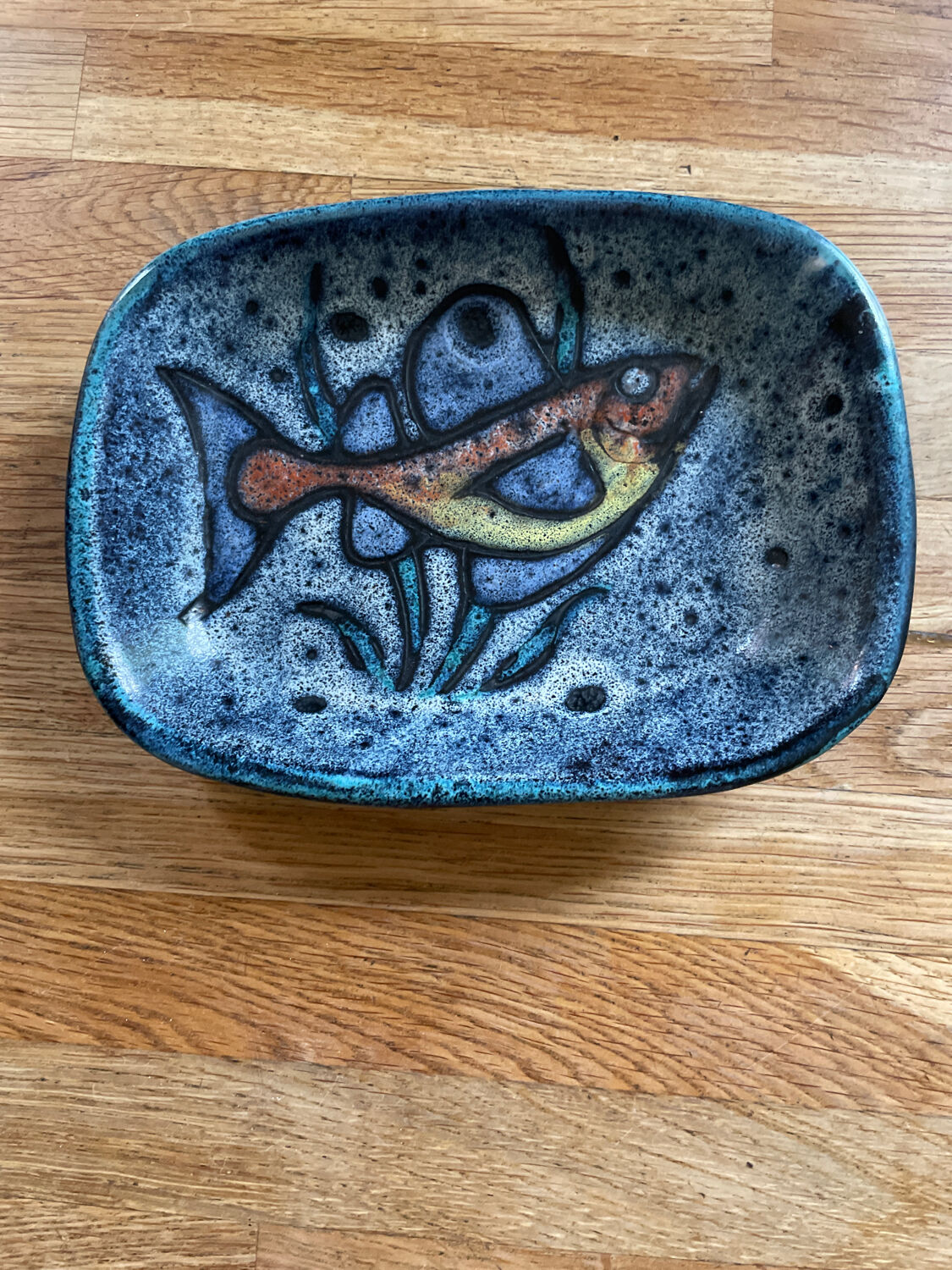 Vintage ceramic fish pattern tidy