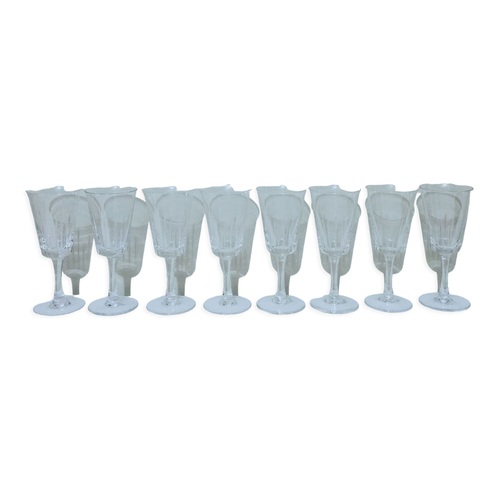 8 stemmed glasses 12.5cl