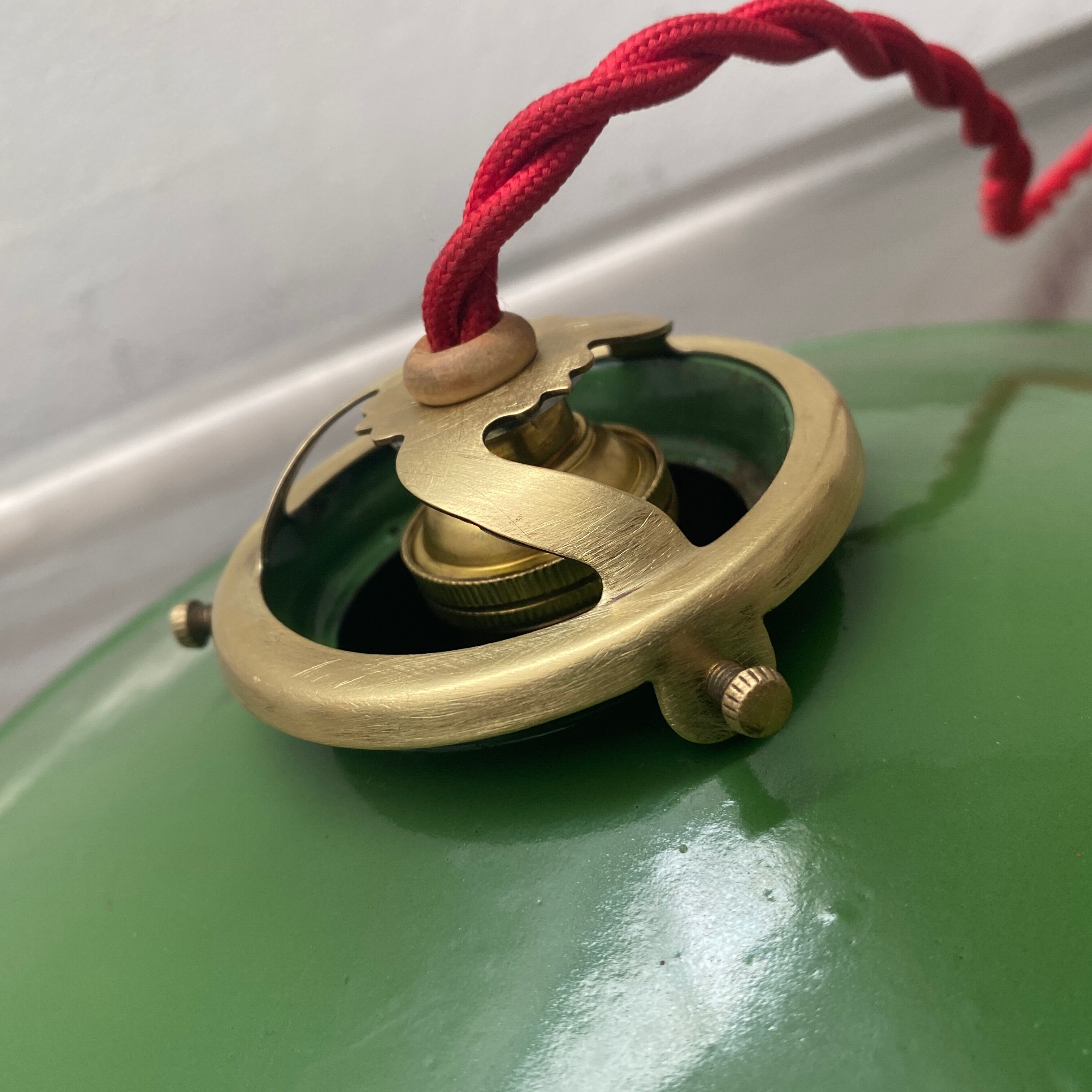 Lot 3 industrial suspensions emaillees flat 25 cm