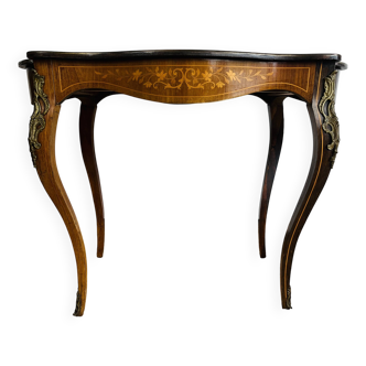Table violon marquetée de style Louis XV – Époque Napoléon III