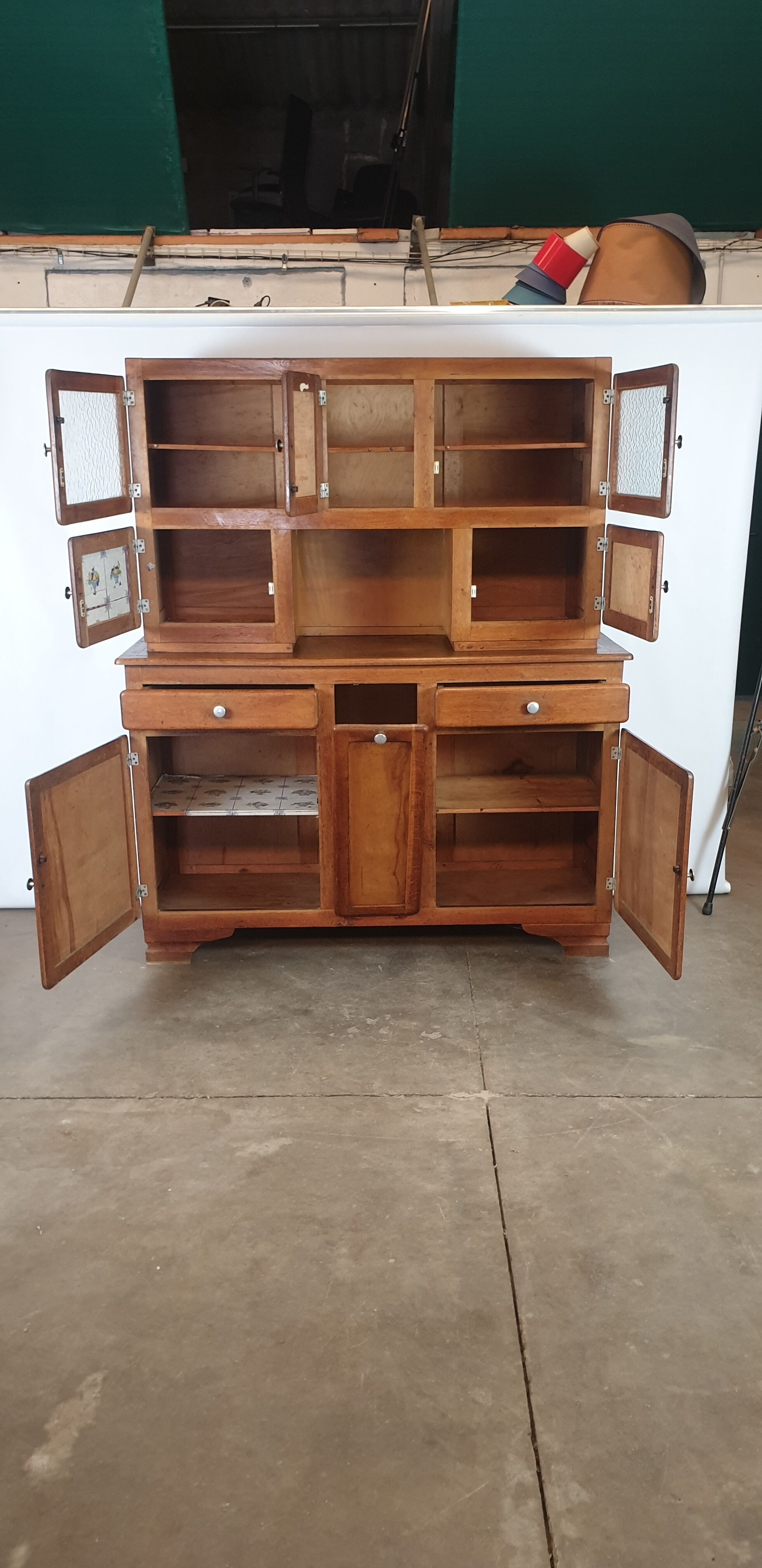 Mado two-body buffet furniture