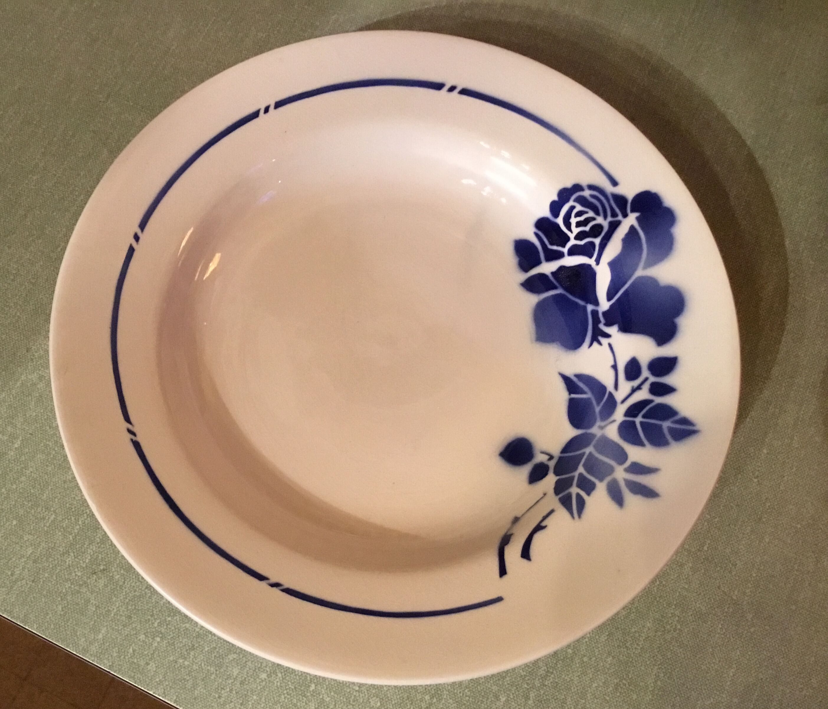 4 St-Amand hollow plates