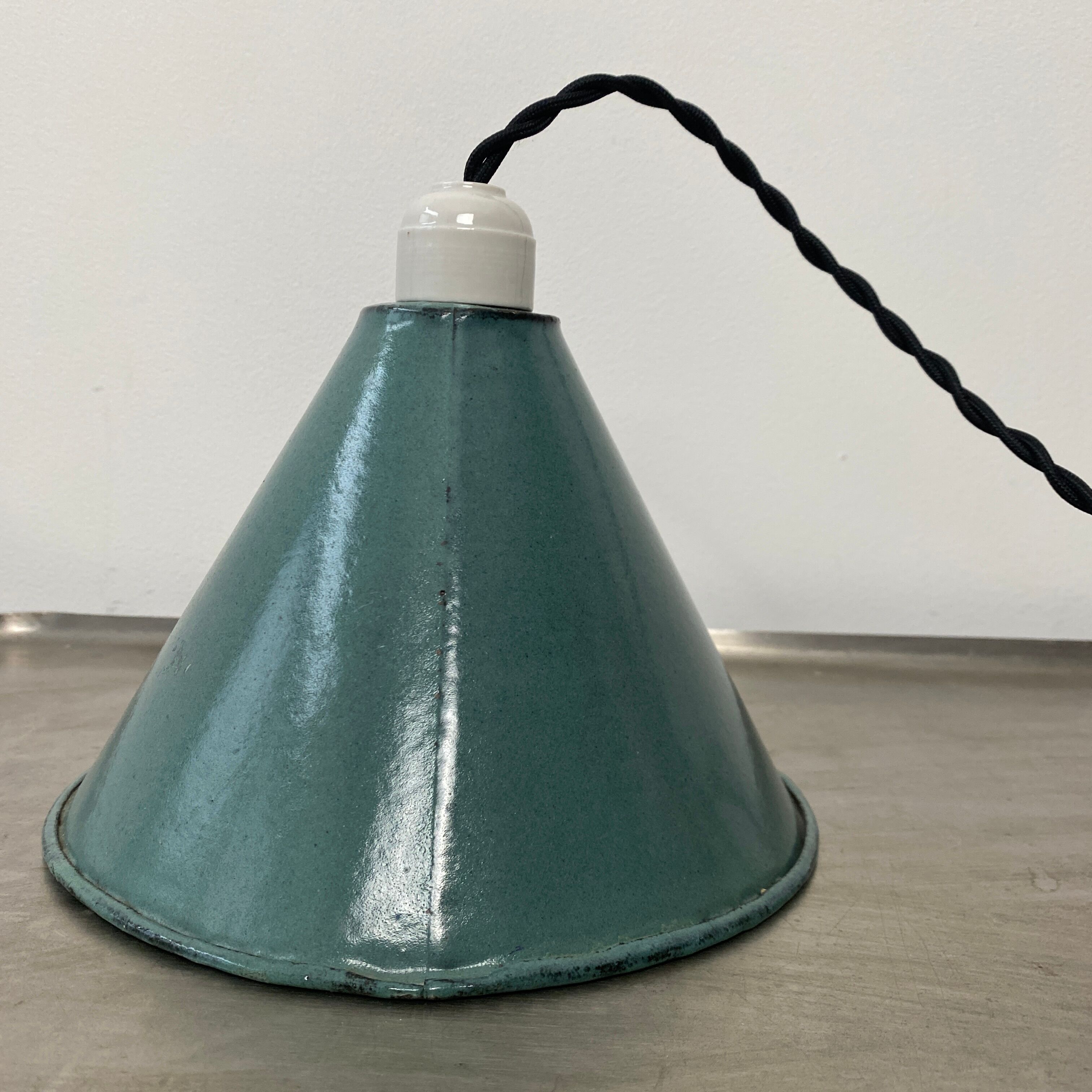 OLD INDUSTRIAL SUSPENSION TOLE EMAILLEE BLUE-GRAY