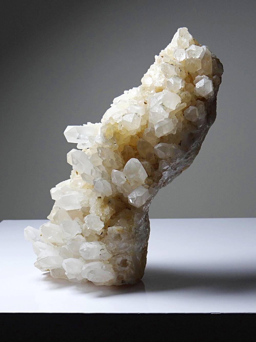 Large cluster of ancient quartz, collector's specimen, 2 kg