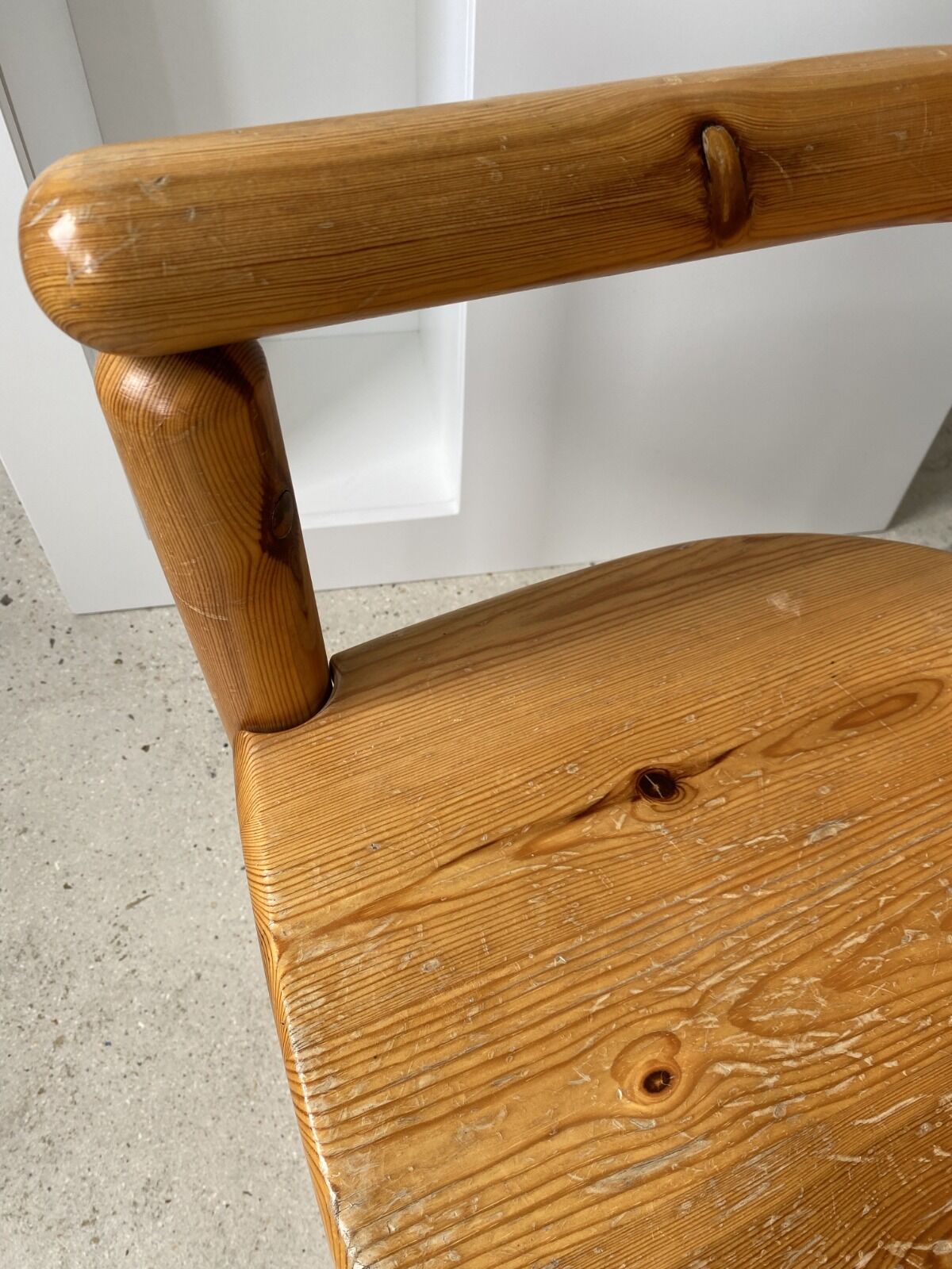 Pine armchair René Daumiller