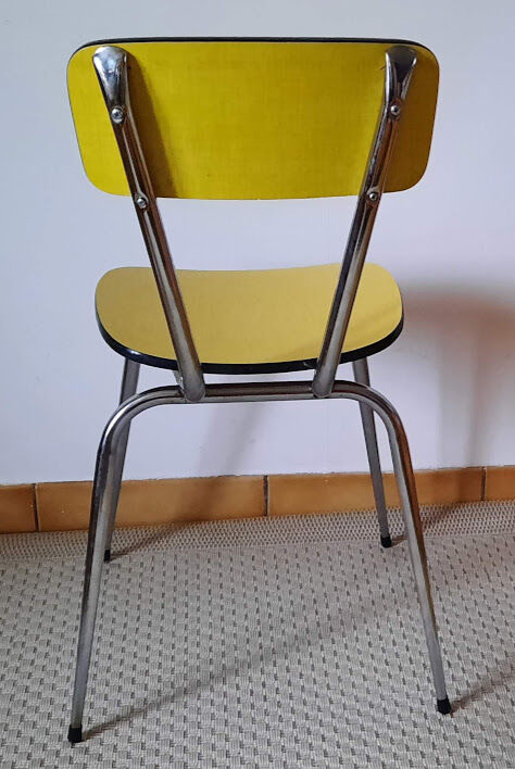 Set of 2 formica chairs