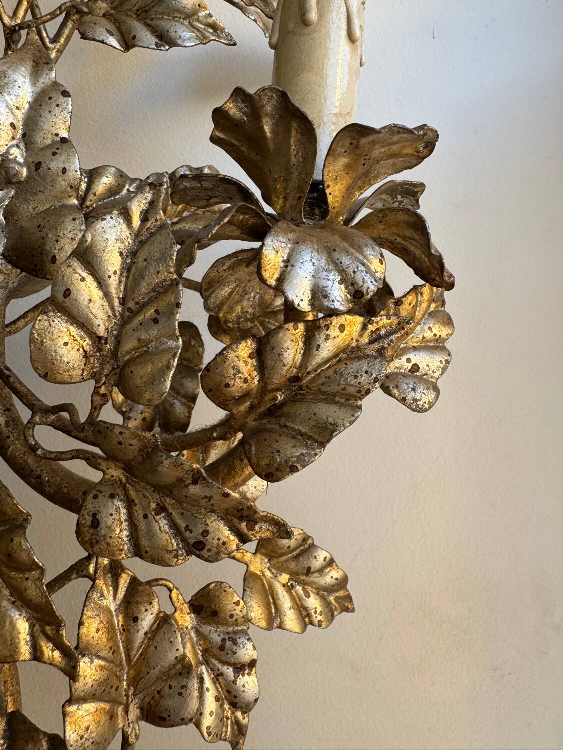 Florentine foliage applique from the 1960s.