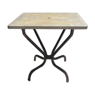 Table TolIx industrielle métal 1960