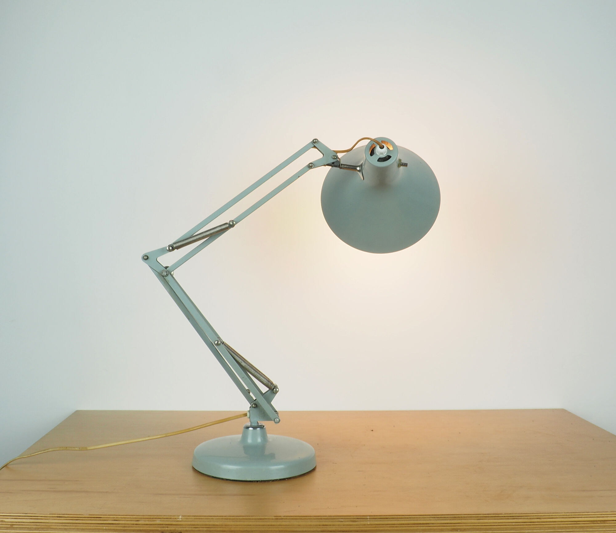L2 steel table lamp by Jacob Jacobsen for Luxo