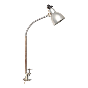Lampe flexible, fixation