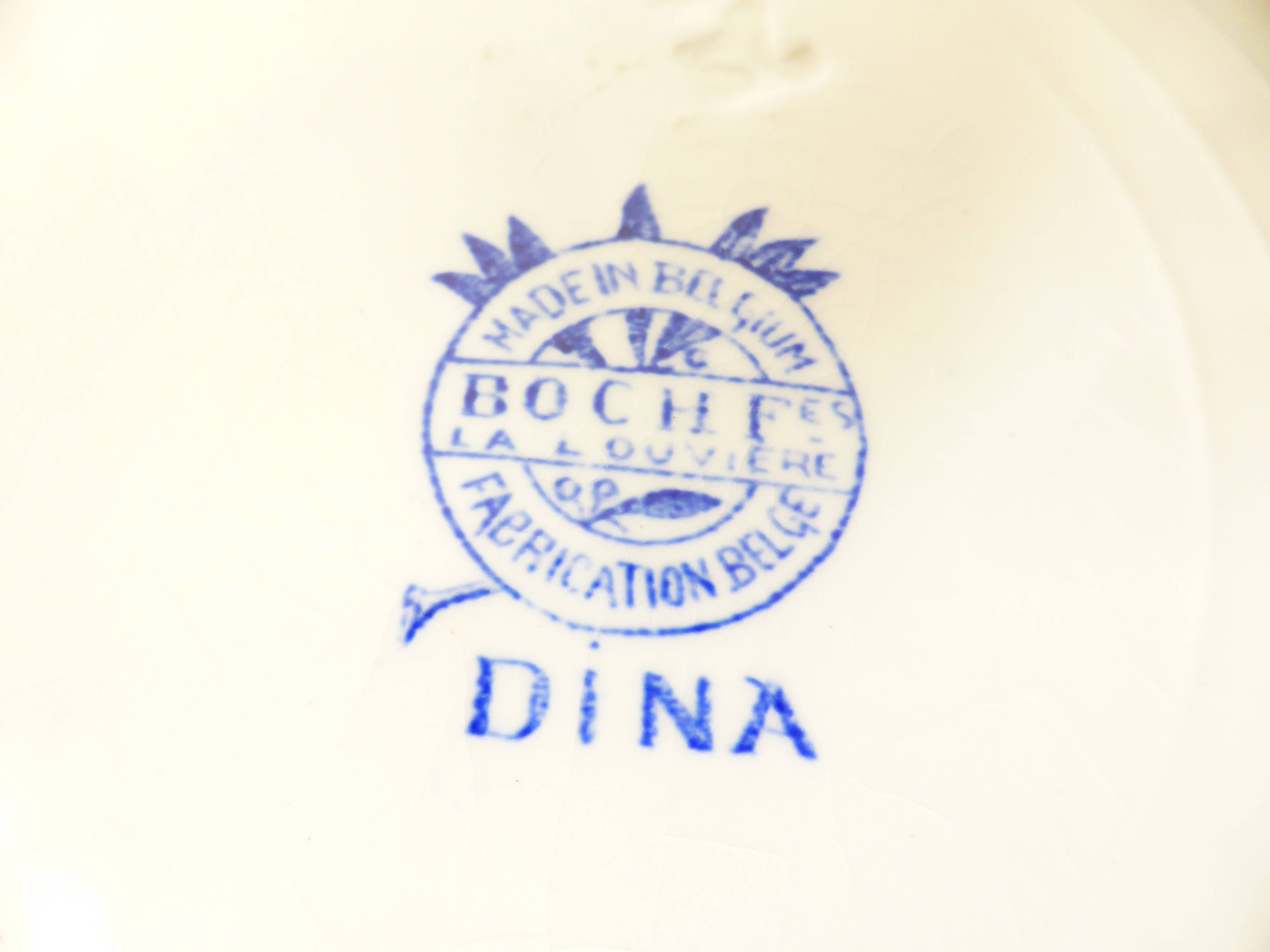 4 vintage dessert plates from the Boch Frères La Louvière model Dina 210357
