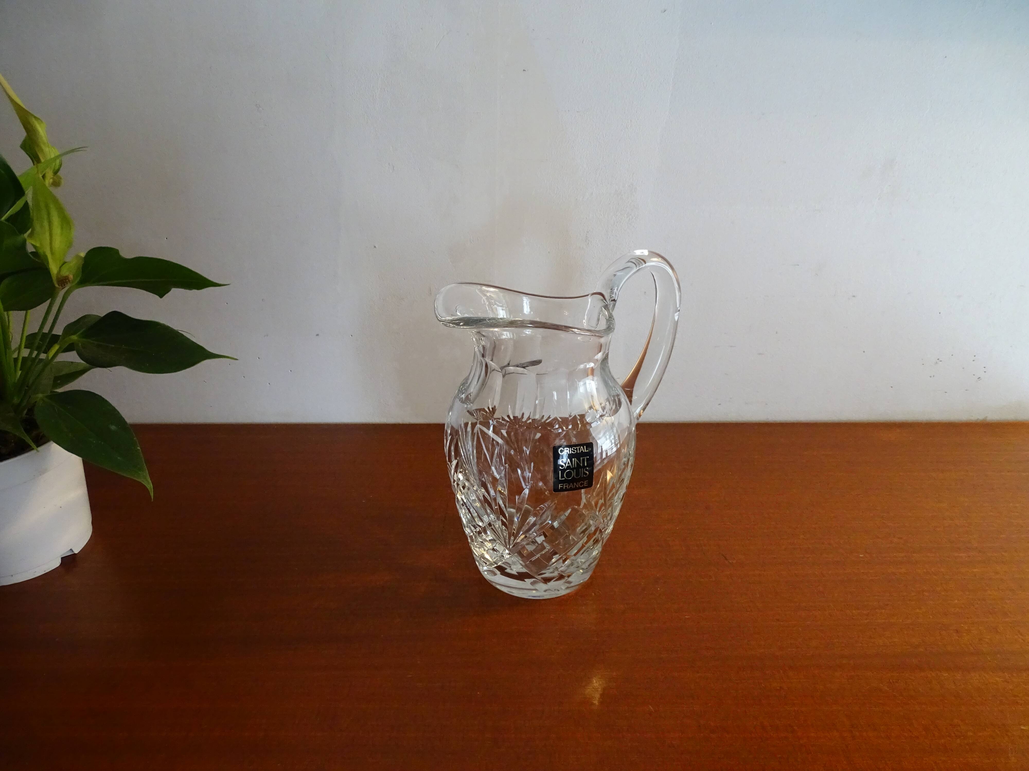 Jug / pitcher with crystal water Saint Louis signed - Model Chantilly