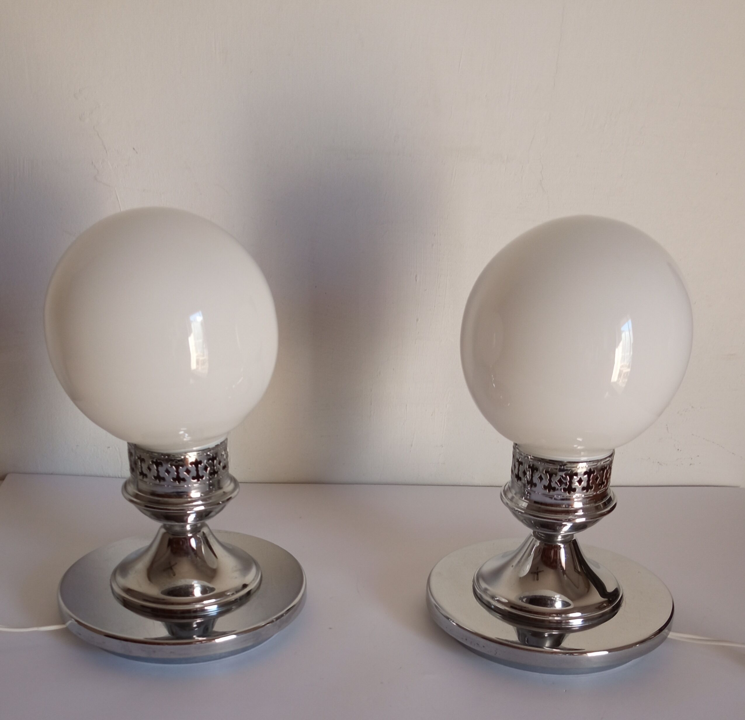 Pair of vintage bedside lamps