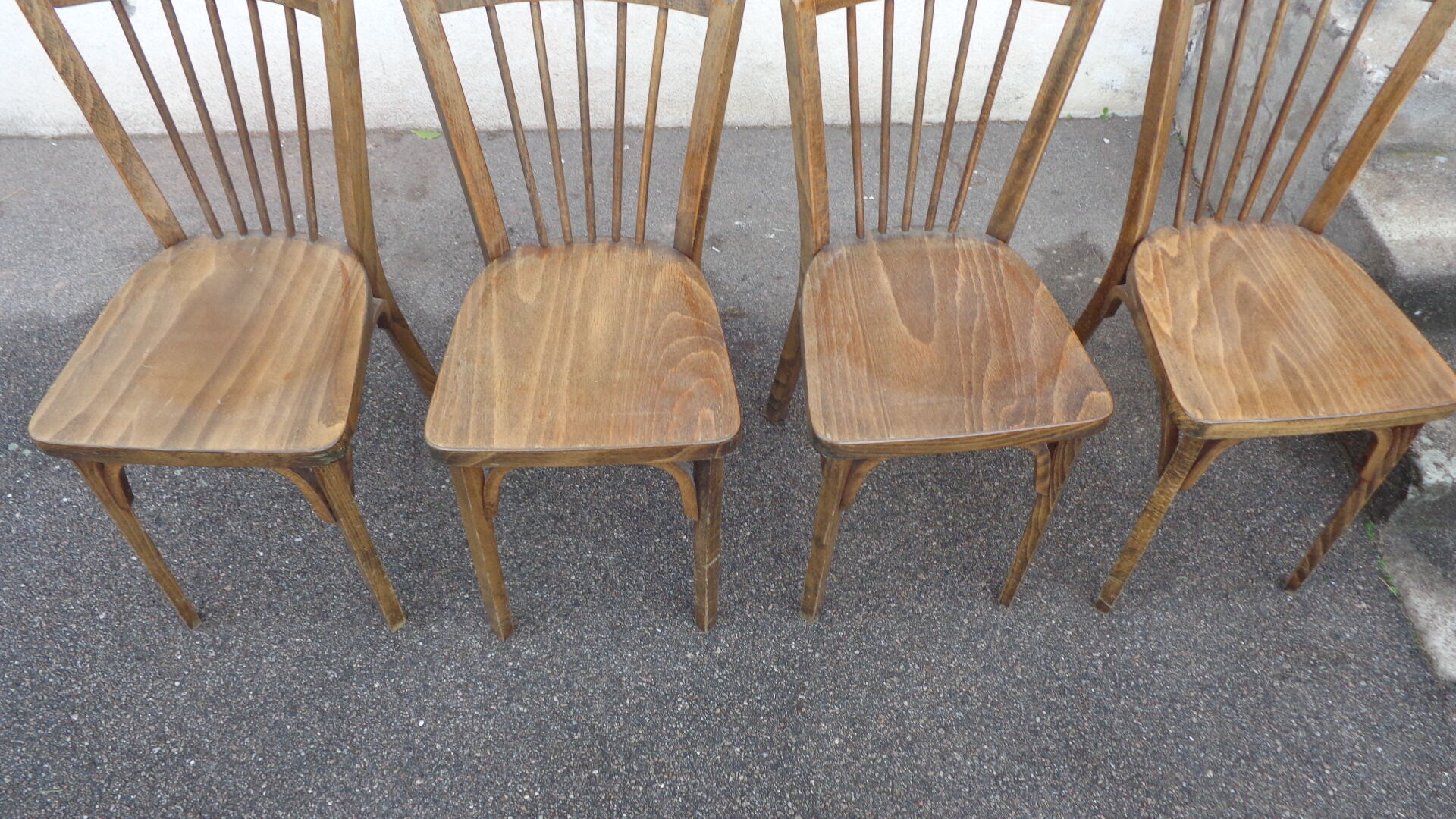 4 chaises Baumann n°12