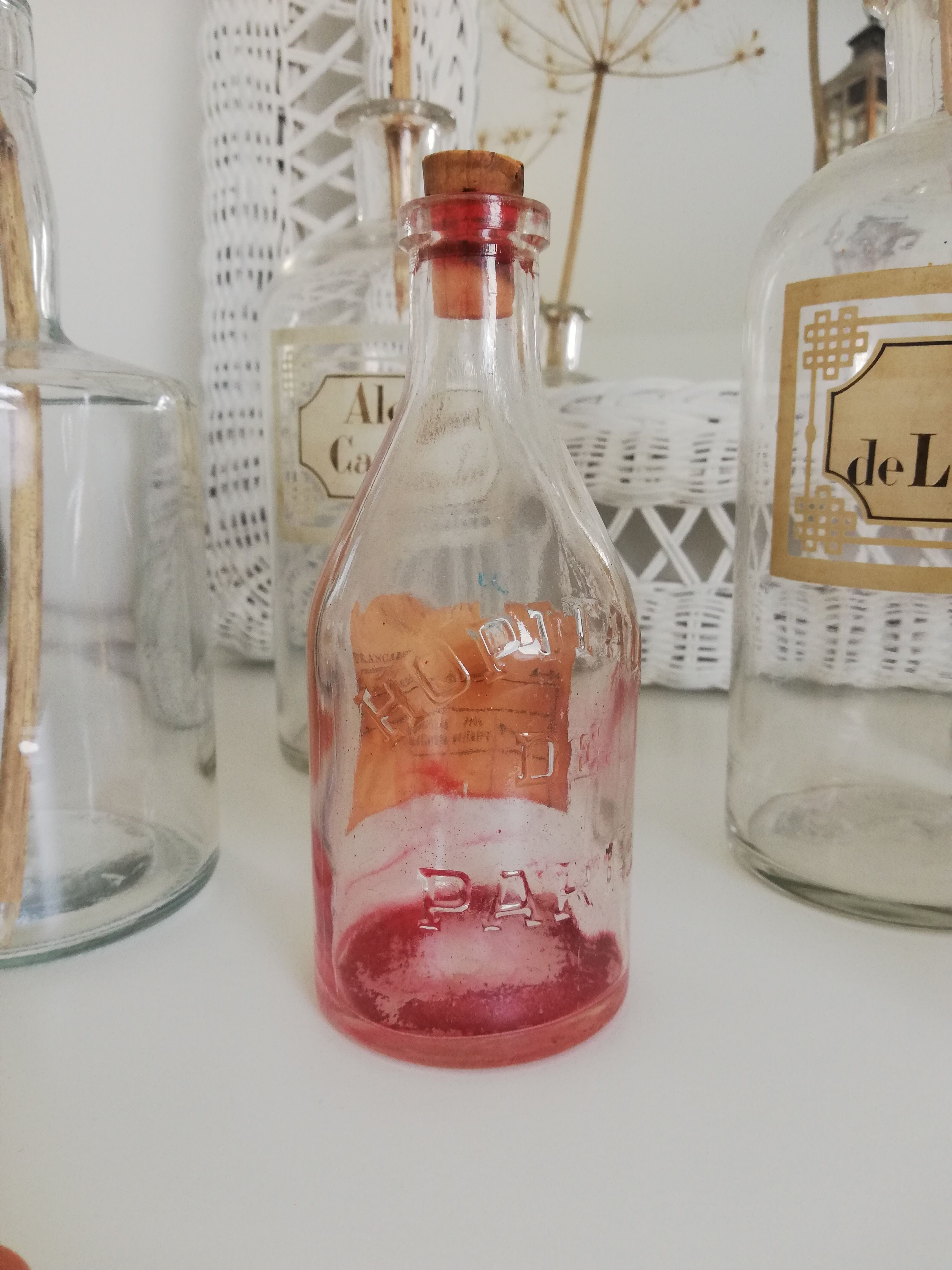 Bottle from the hospitals of Paris