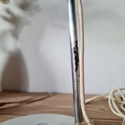 Small vintage Space Age desk lamp in white metal, 1970s design.