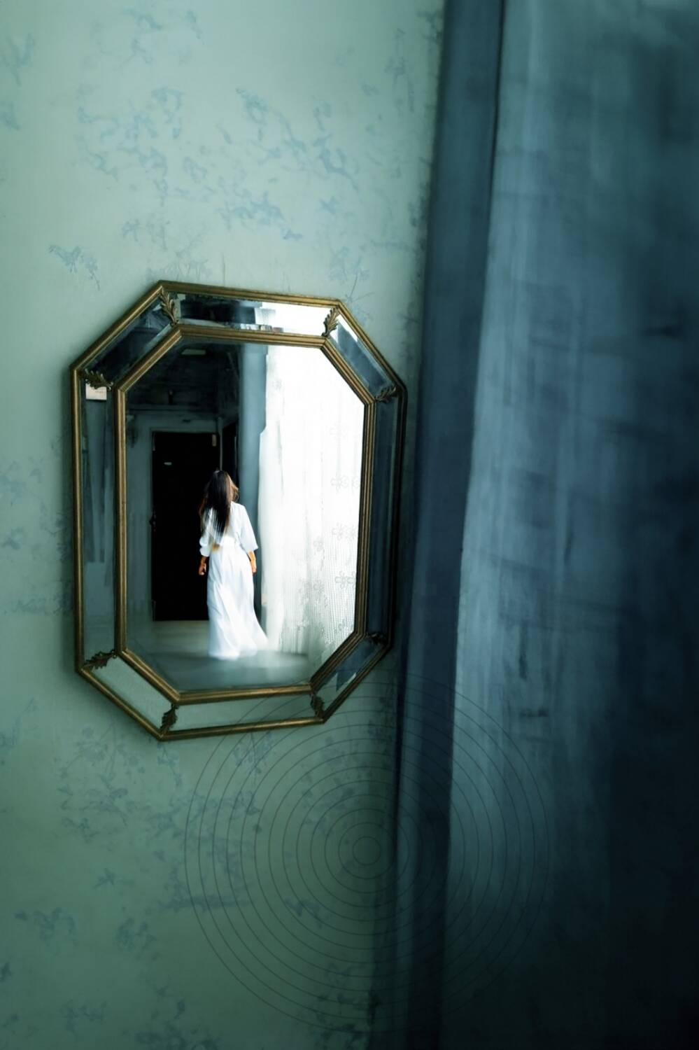 Photograph 1 series Suspended Moments