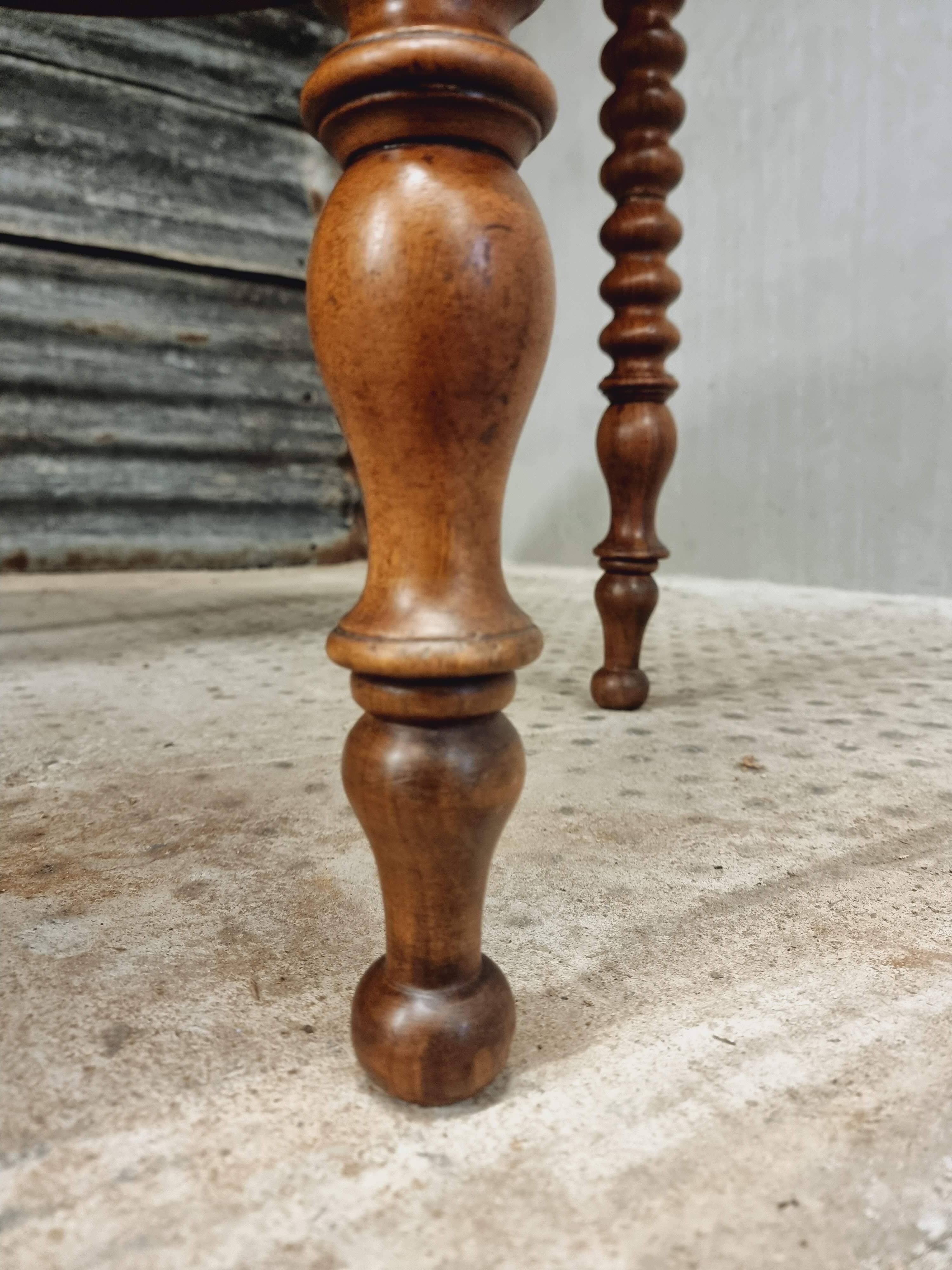 Antique round table drop-leaf table 125 cm walnut