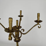 Lampadaire doré en fer forgé