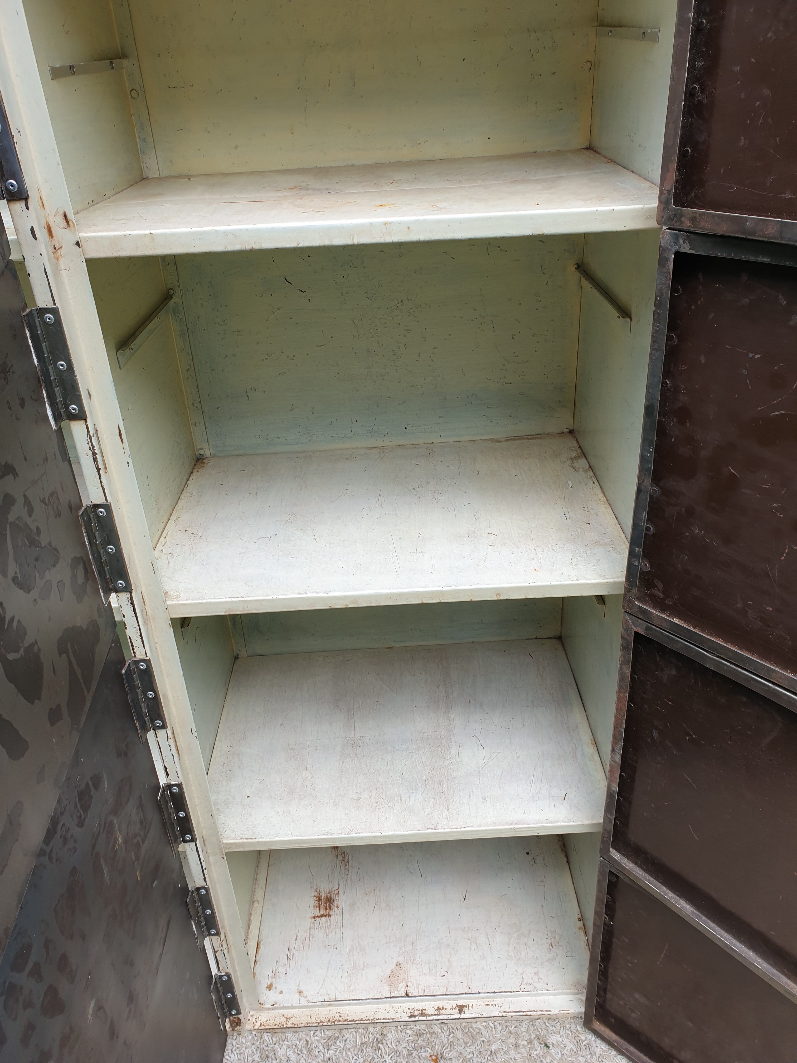 Workshop furniture 8 lockers