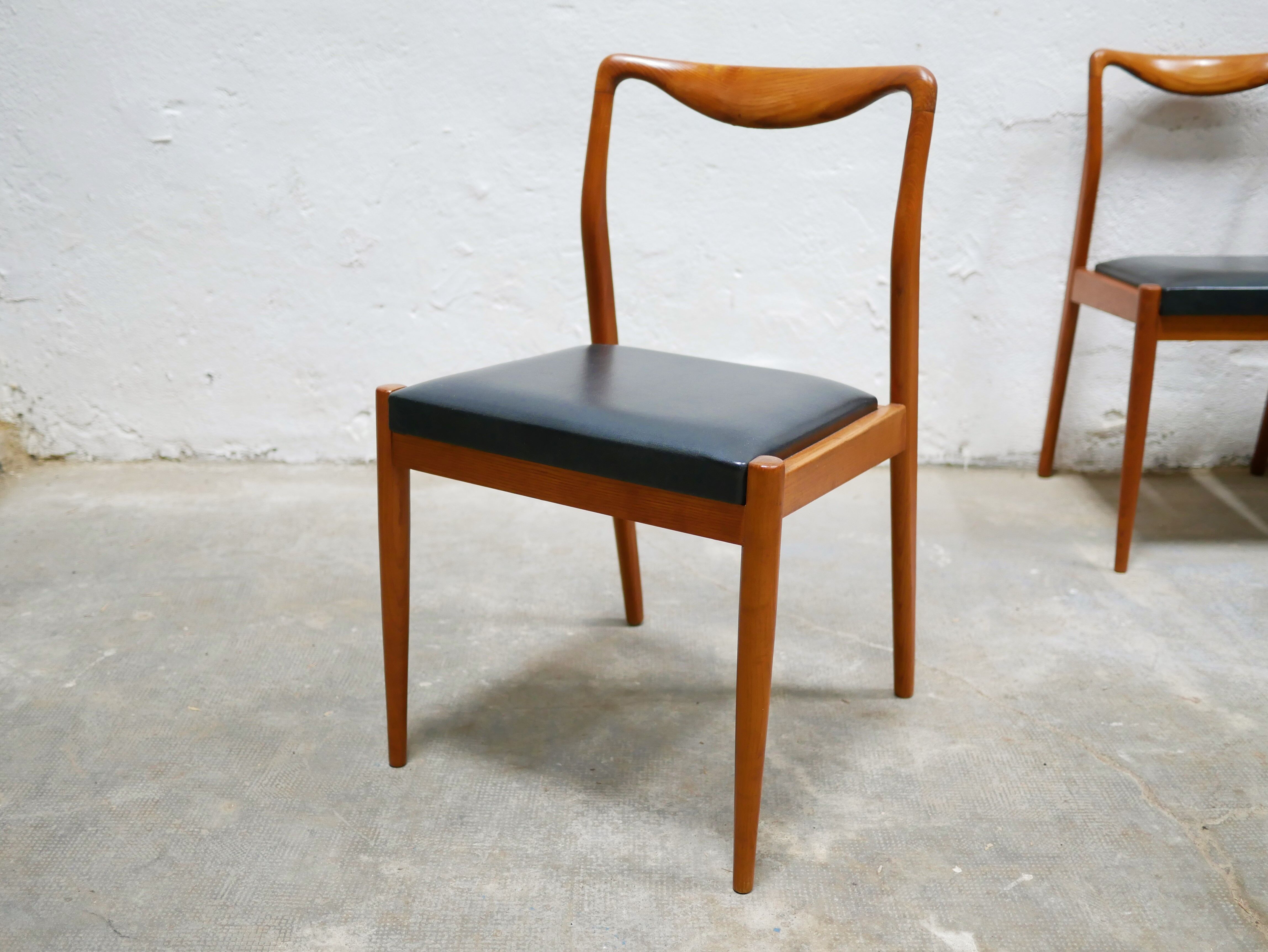 Series of 4 vintage Scandinavian chairs in teak and skaï