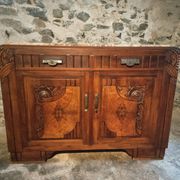 Buffet art déco français en noyer avec plateau en marbre (années 1930)