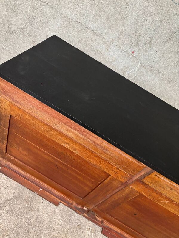 Meuble de métier atypique