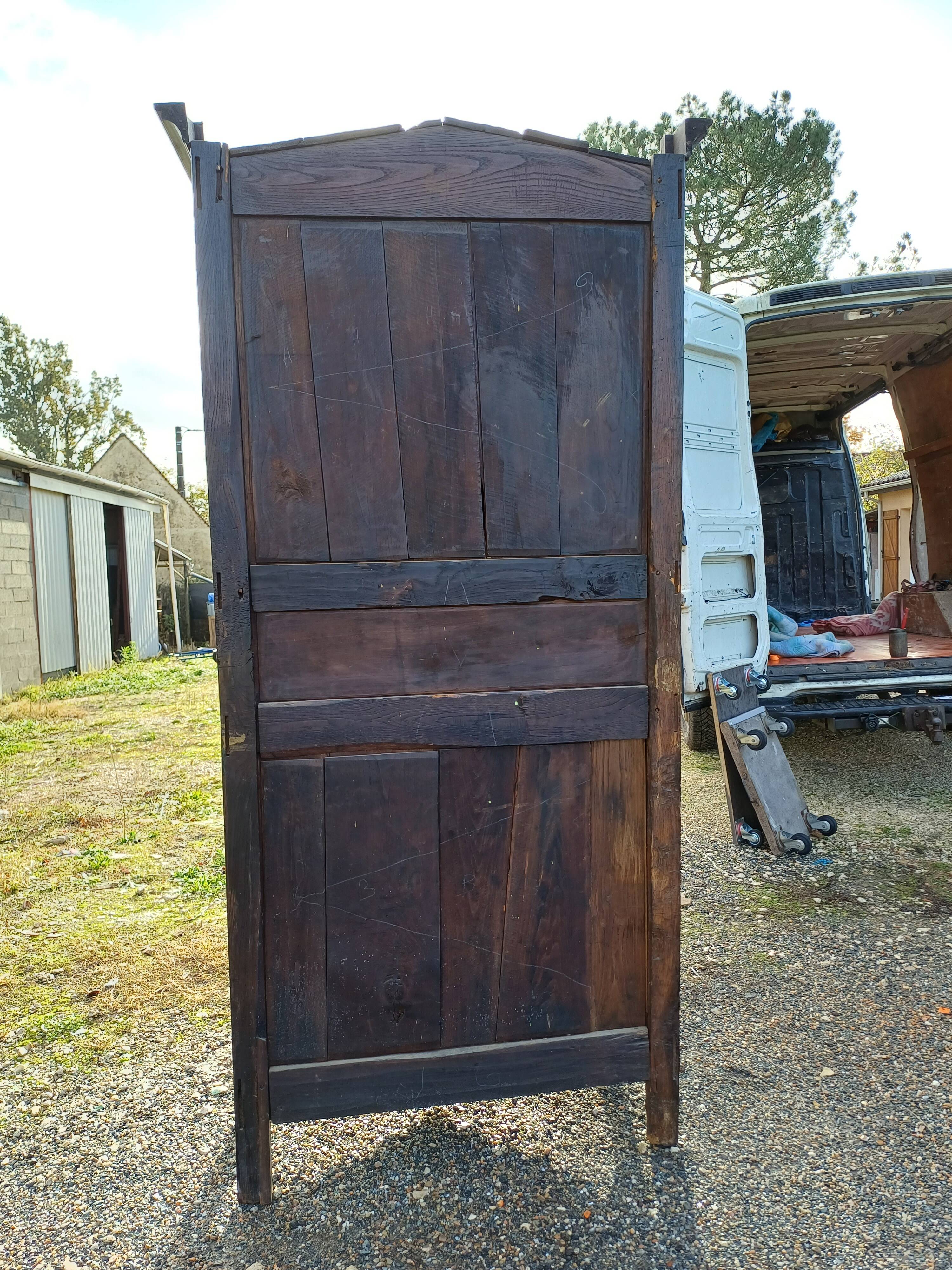 19th century walnut wardrobe with 2 doors and 2 drawers