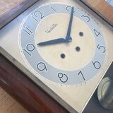 Old Clock Vedette