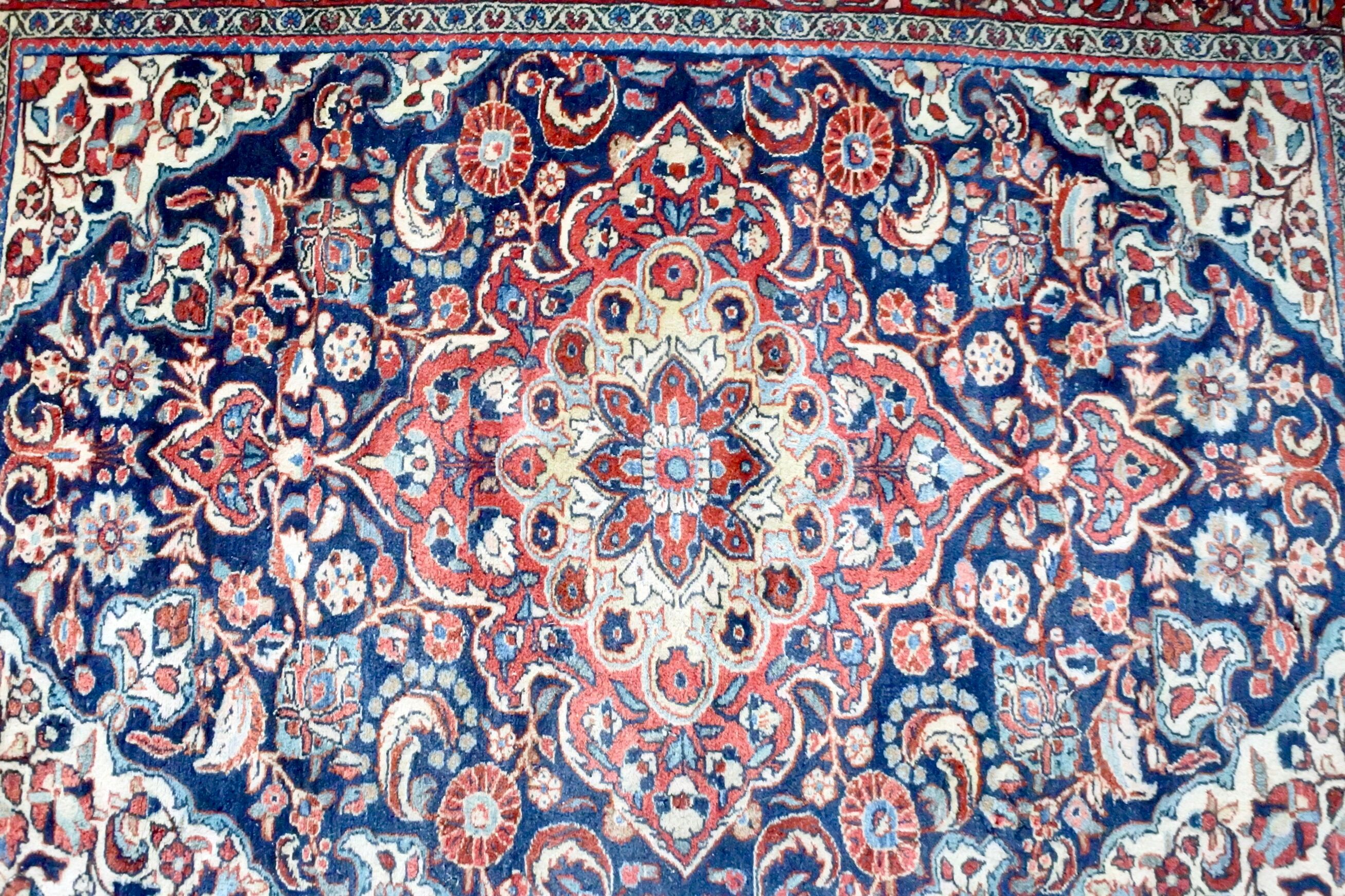 Vintage Hamadan rug. 202x146cm