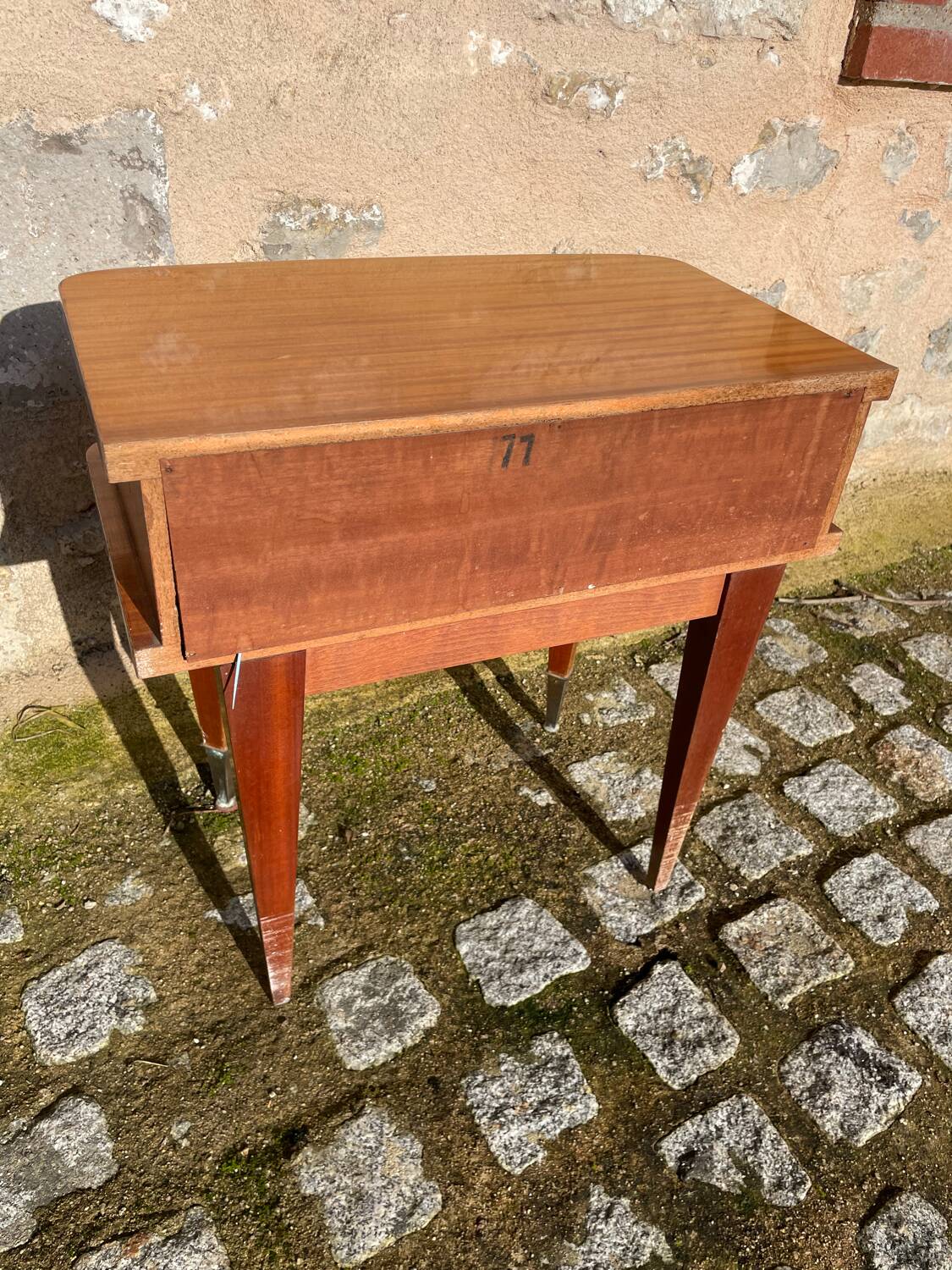 Nightstand / bedside table