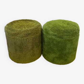 Lot 2 green fur poufs from the 70s