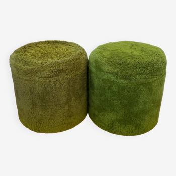 Lot 2 poufs fourrure vert annees 70