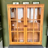 80s pine display case