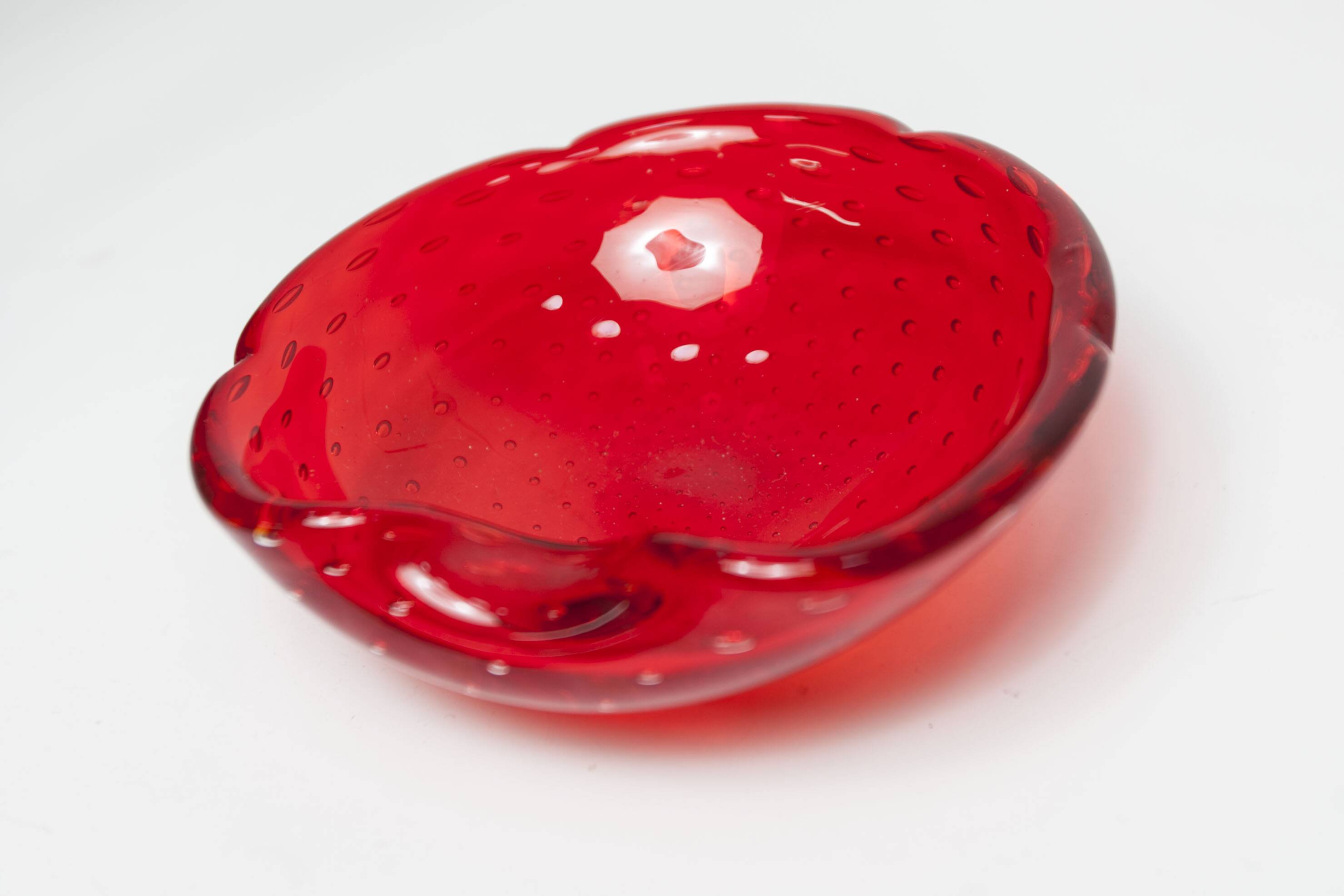 Murano Ashtray "Strawberry" Seguso Murano Italy 1970s
