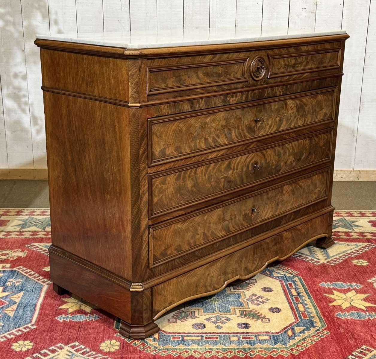 Napoleon III commode in mahogany, oak and with a fine white marble top, late 19th century.